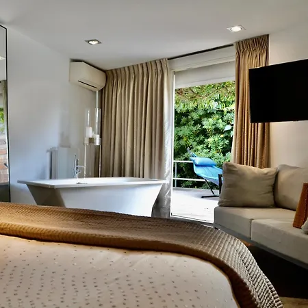 Villa: 15 Mins Walk To & Centre 빌라 칸느