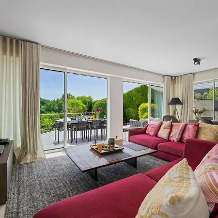 Villa: 15 Mins Walk To & Centre 빌라 칸느